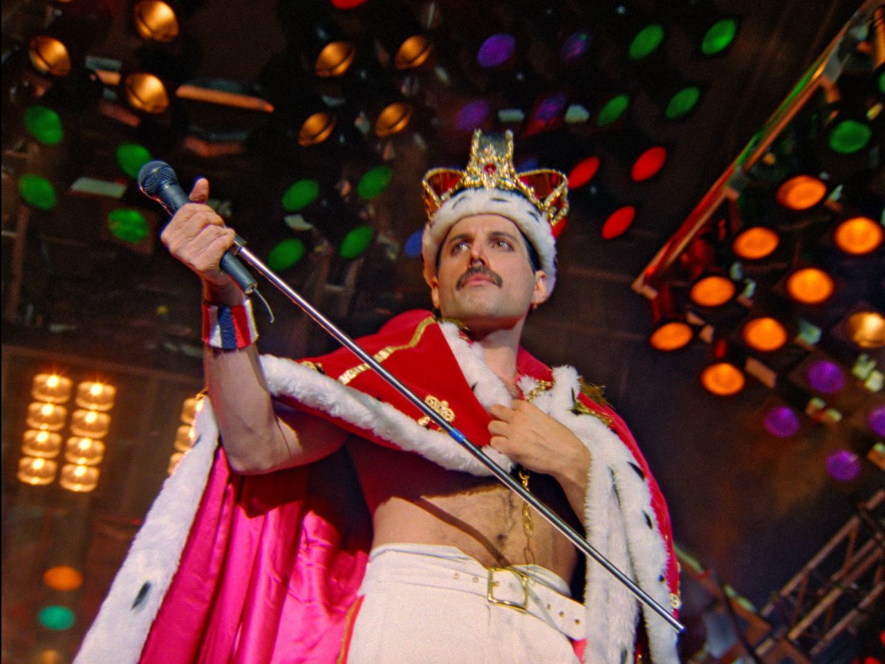 Queen Budapest film concerto cinema 2026 — Queen al Népstadion di Budapest 1986 restaurato in 4K